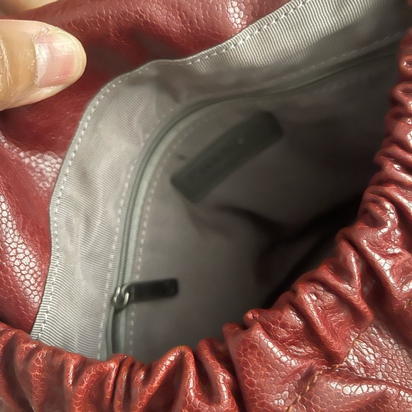 Chanel large Elastic CC Flap Bag - Picture 9 of 12